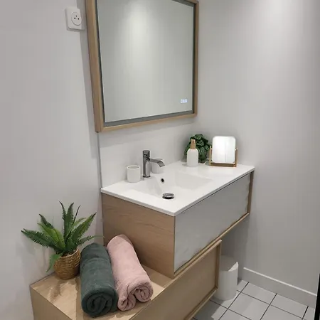 La Petite Maison Blanche Dunkirk